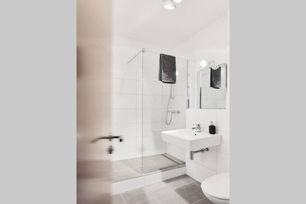 טובינגן Criston Apartments - Calm Cityhome M מראה חיצוני תמונה